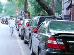 Phí coi xe ô tô không quá 40 ngàn đồng/lượt